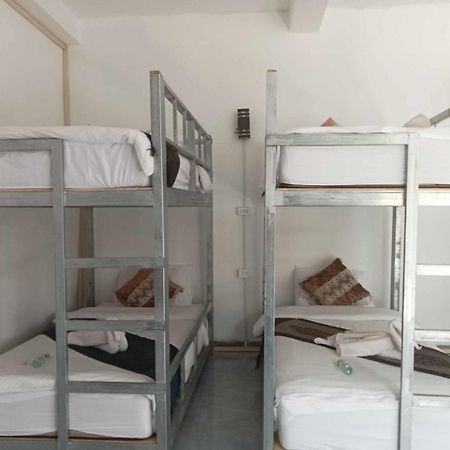 Апартаменты Mekong Backpackers Пакбенг Экстерьер фото