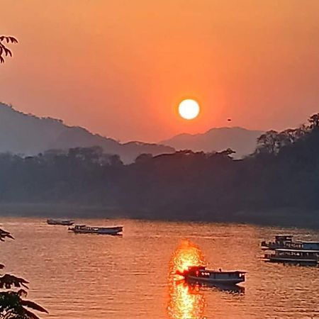 Апартаменты Mekong Backpackers Пакбенг Экстерьер фото