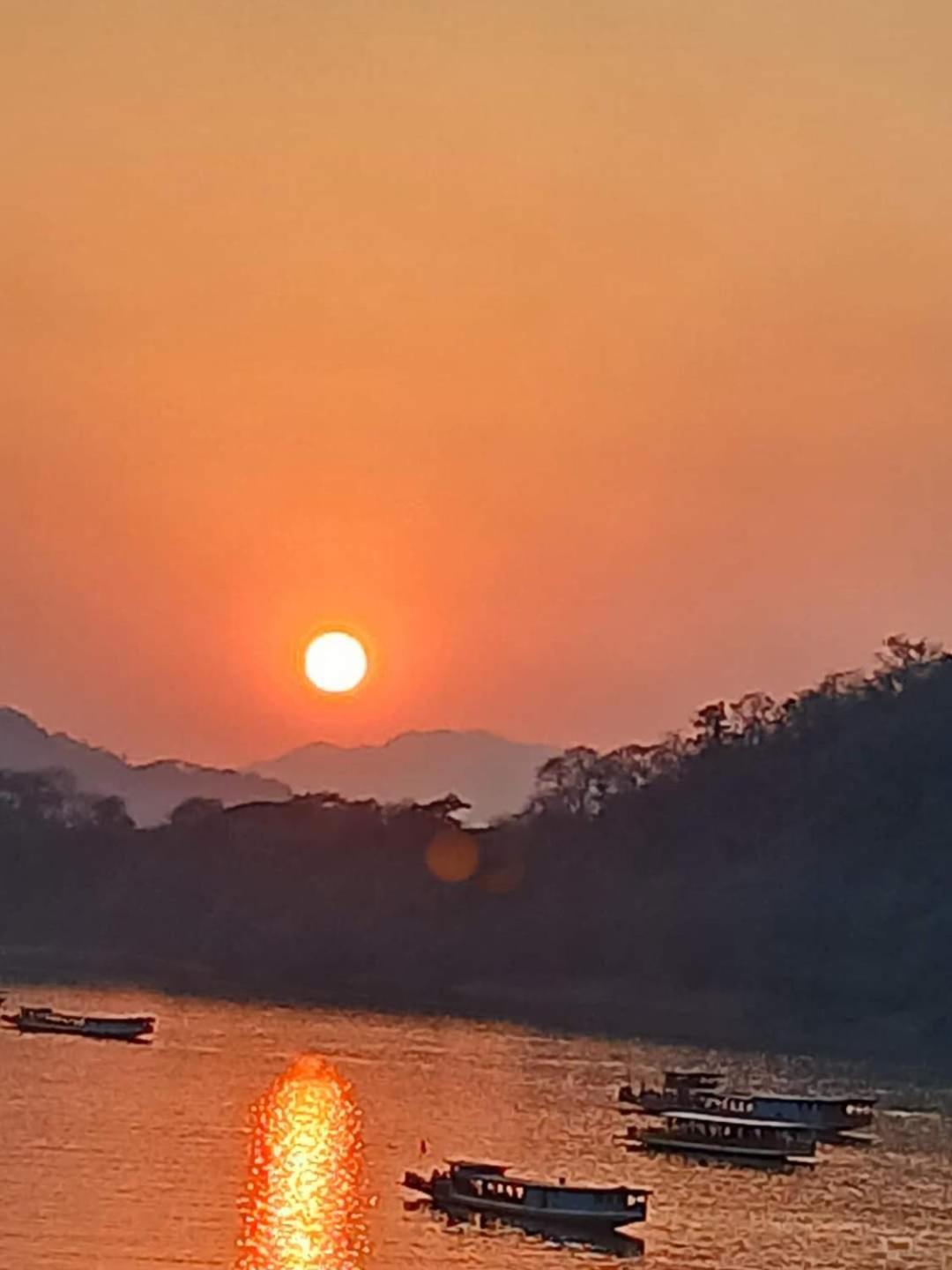 Апартаменты Mekong Backpackers Пакбенг Экстерьер фото