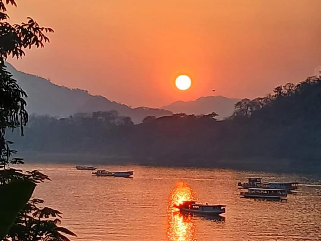 Апартаменты Mekong Backpackers Пакбенг Экстерьер фото